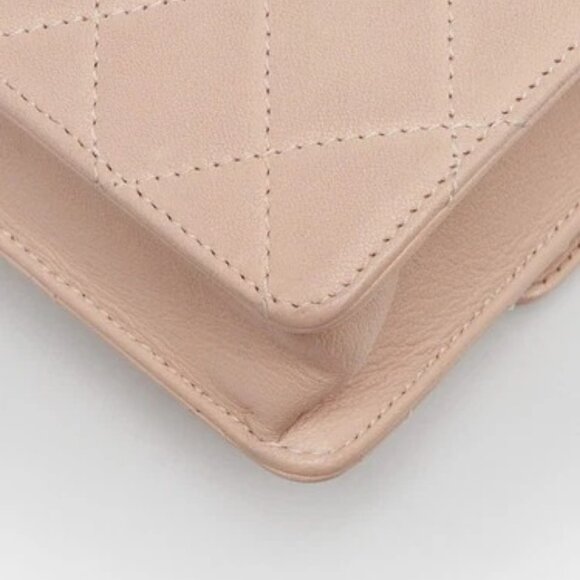 Chanel Pink Quilted Lambskin Leather Small Chic Pearls Flap Bag - Picture 4 of 10